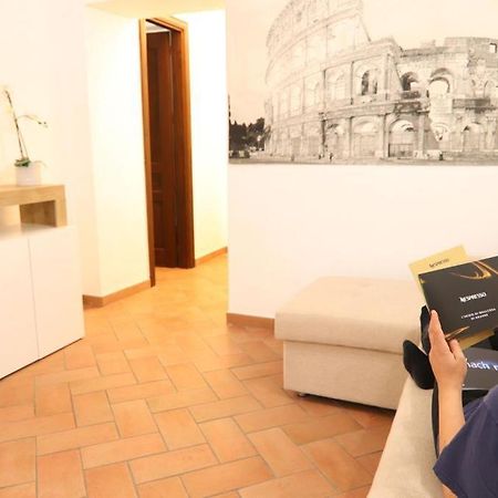 Colosseum 20 Apartment Рим Экстерьер фото